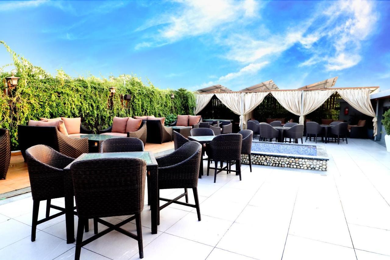 Hotel City Heart Premium Chandīgarh Buitenkant foto